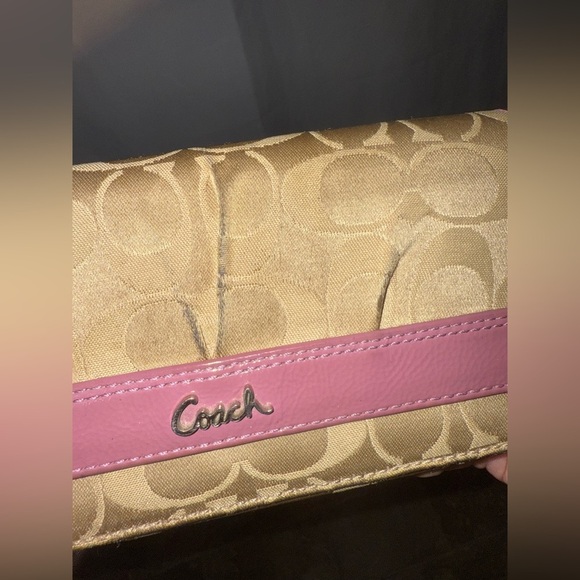 Vintage Coach Wallet - Picture 4 of 12
